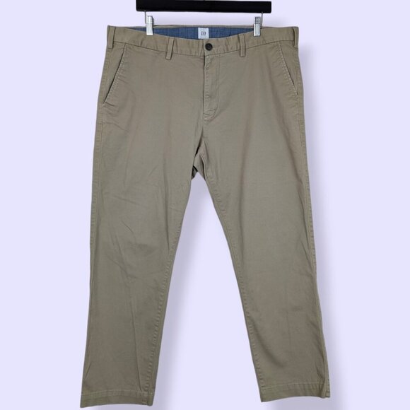 GAP Slim Fit Khaki Pants - Picture 1 of 8